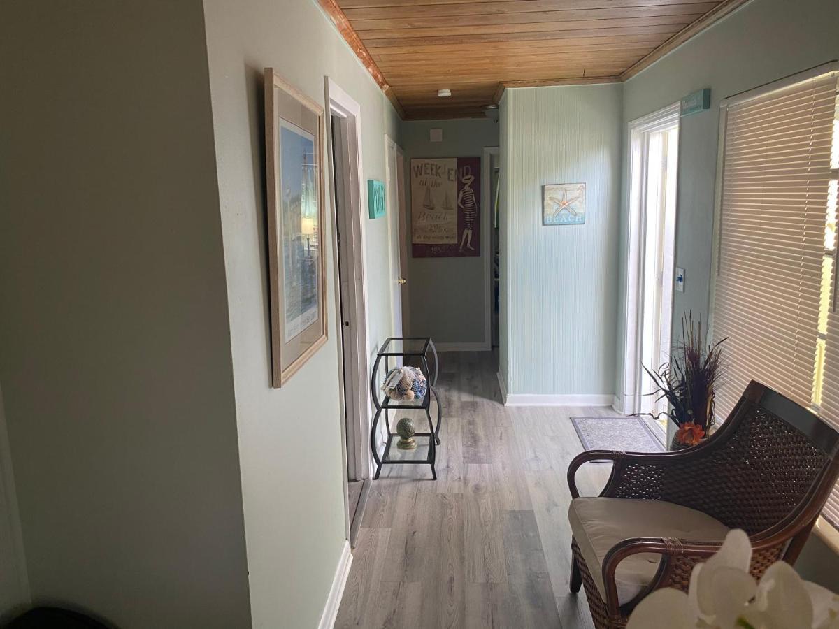 3 Bedroom House Fenced Backyard Private Patio Areas Grill Firepit Plenty Parking! Quick Access 10 Min To Beach Airport Delray West Palm Lake Worth Beach Luaran gambar