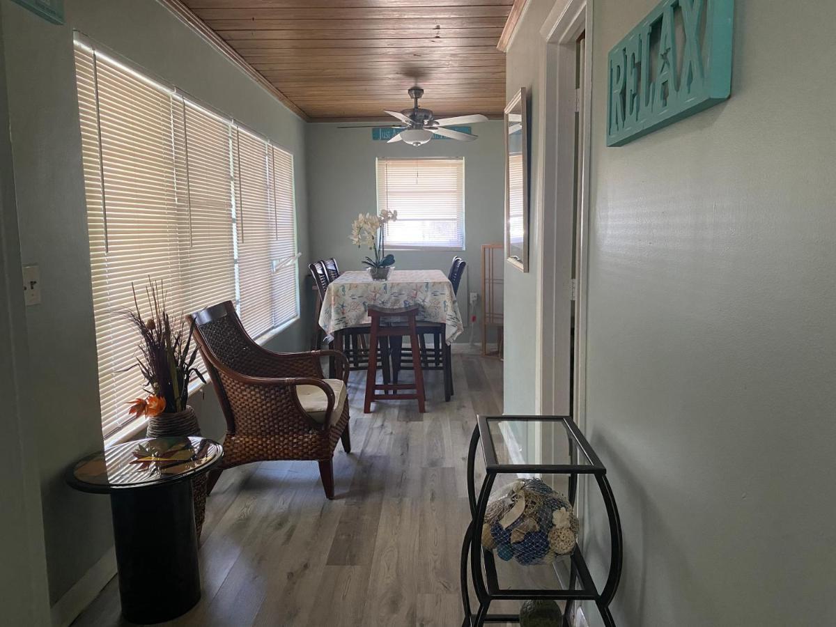 3 Bedroom House Fenced Backyard Private Patio Areas Grill Firepit Plenty Parking! Quick Access 10 Min To Beach Airport Delray West Palm Lake Worth Beach Luaran gambar